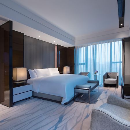 Crowne Plaza Hangzhou Qiantang - The Subway Can Reach The West Lake Scenic Area As Well As The Airport And High-Speed Rail Station, Adjacent To Jinsha Lake And Longfor Paradise Walk Εξωτερικό φωτογραφία