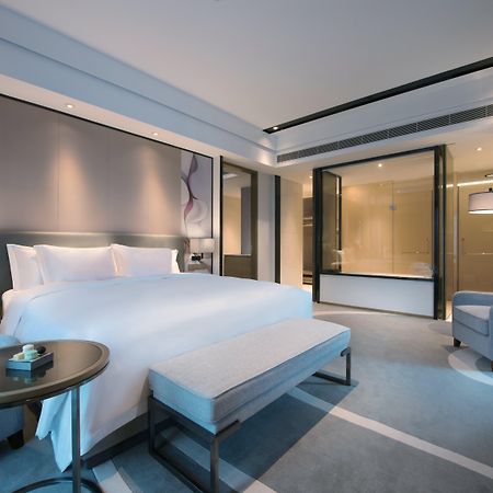 Crowne Plaza Hangzhou Qiantang - The Subway Can Reach The West Lake Scenic Area As Well As The Airport And High-Speed Rail Station, Adjacent To Jinsha Lake And Longfor Paradise Walk Εξωτερικό φωτογραφία