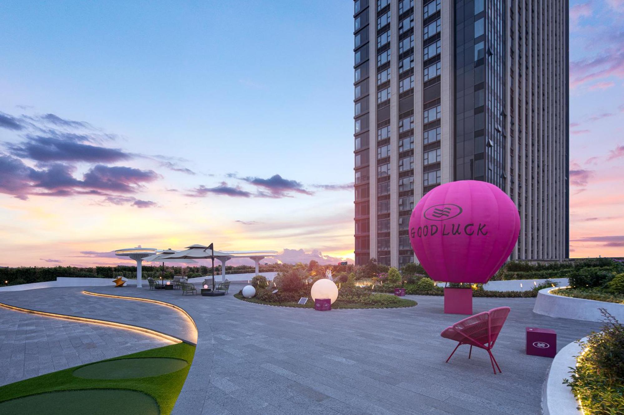 Crowne Plaza Hangzhou Qiantang - The Subway Can Reach The West Lake Scenic Area As Well As The Airport And High-Speed Rail Station, Adjacent To Jinsha Lake And Longfor Paradise Walk Εξωτερικό φωτογραφία