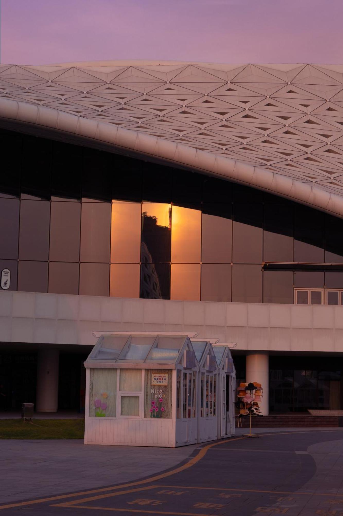 Crowne Plaza Hangzhou Qiantang - The Subway Can Reach The West Lake Scenic Area As Well As The Airport And High-Speed Rail Station, Adjacent To Jinsha Lake And Longfor Paradise Walk Εξωτερικό φωτογραφία